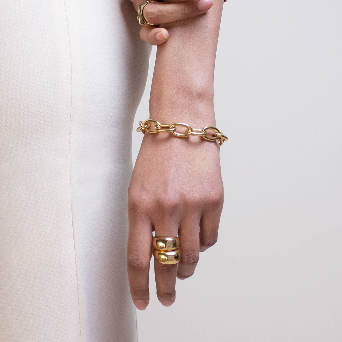 Gold Curb Round Chain Bracelet Link