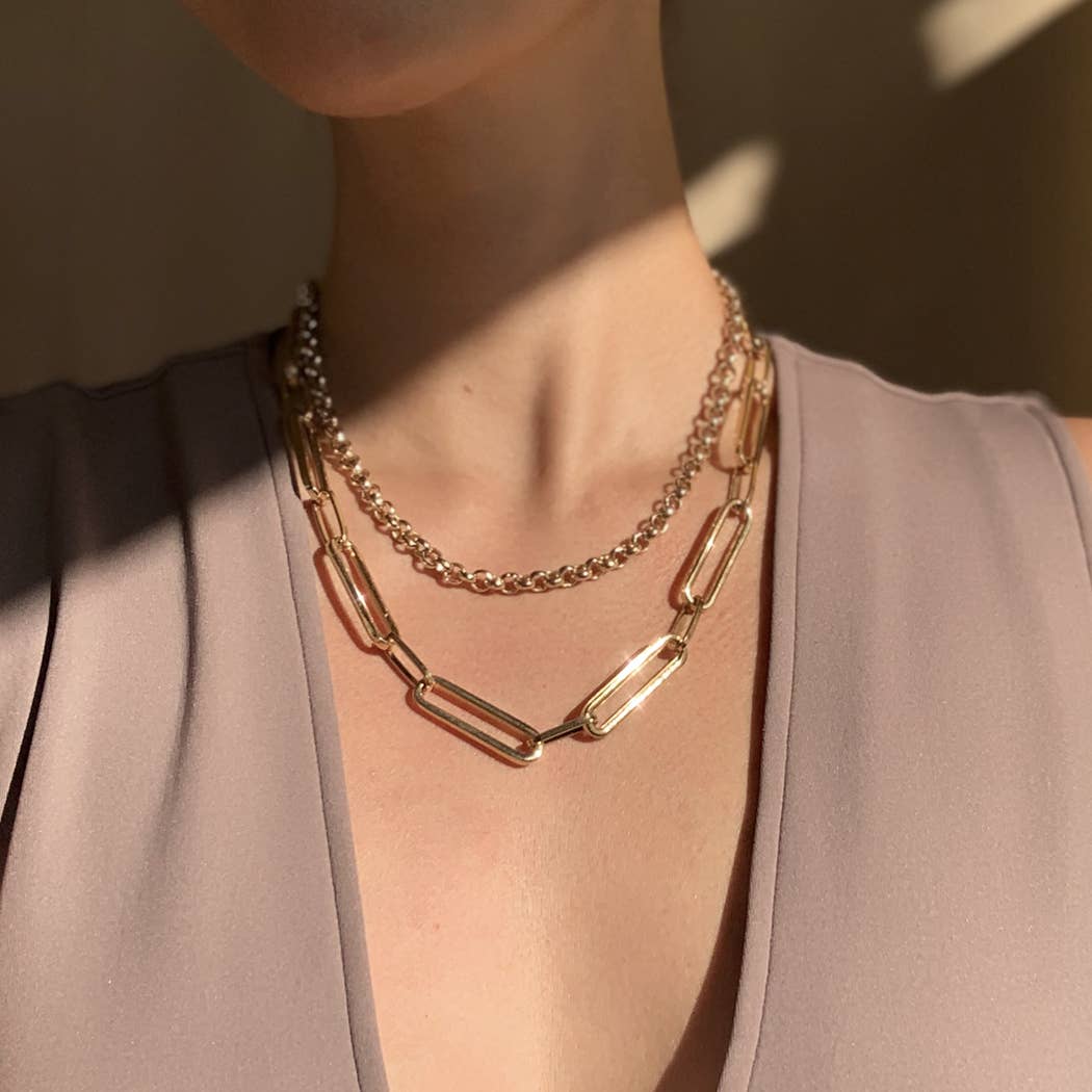 Minimal Curb Paperclip Chain Gold Necklace